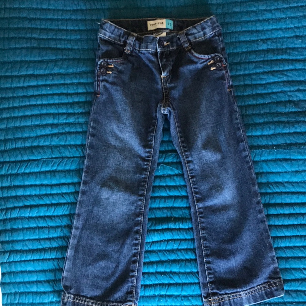 #45 Jeans with button detail